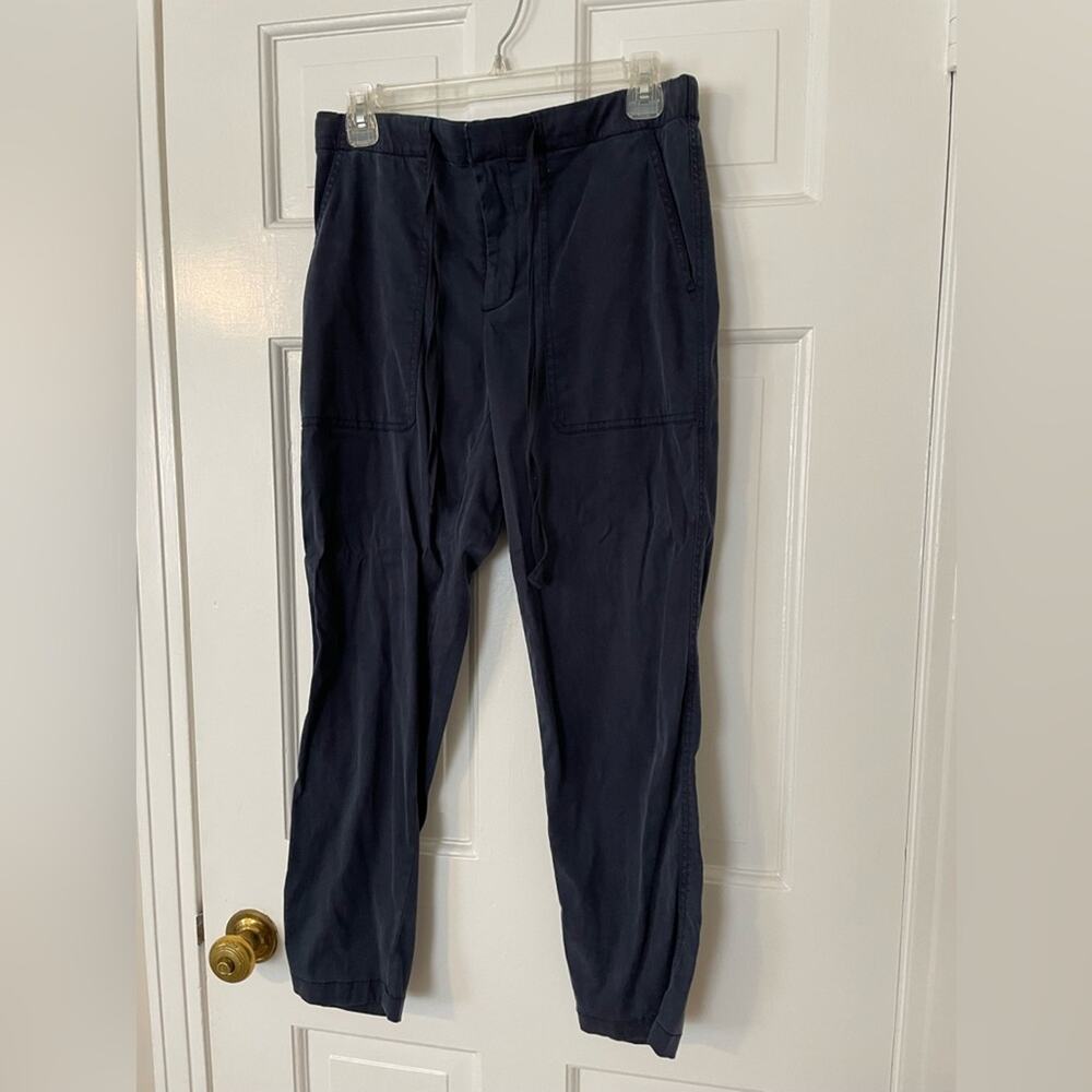 Lou & Grey Lyocell Relaxed Ankle Pants in Navy
